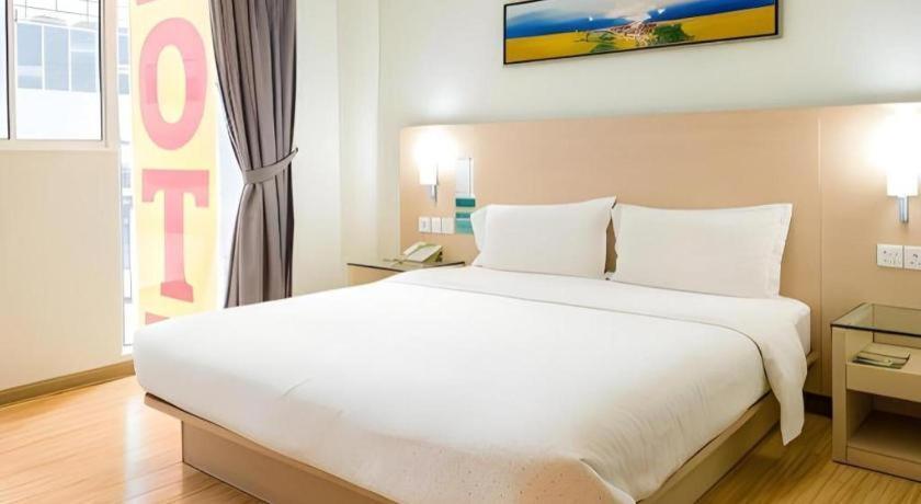 Hotel City Comfort Inn Puchong Exterior photo