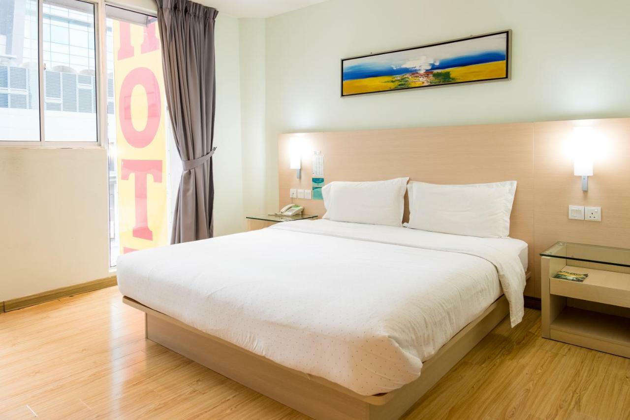 Hotel City Comfort Inn Puchong Exterior photo